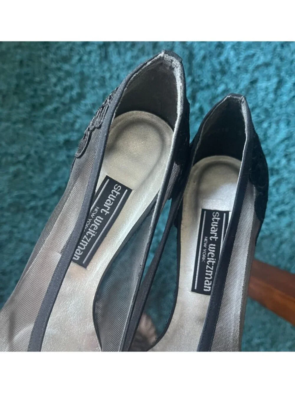 Vintage Stuart Weitzman Women's 8 Mesh Embroidered Kitten Heel Pumps Classic
